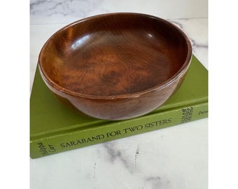 Vintage handdrejad dekorativ skål i massivt trä, mid-century modern, Catchall, 15 cm
