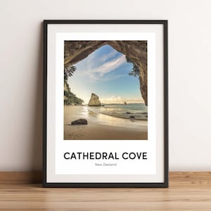 Impresión de Cathedral Cove, Descarga digital, Cartel de viaje de Cathedral Cove, Coromandel, Imprimible, Cartel de viaje de Nueva Zelanda