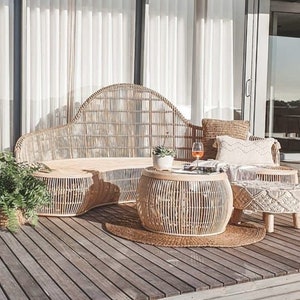 Natural Rattan seating set (sofa & coffee table)