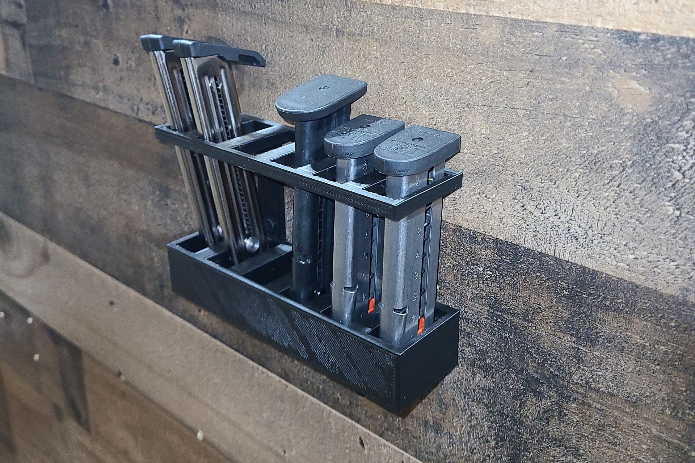 Wall-Mount Pistol Magazine Holder (1911/XDS/M&P Shield/G42/G43/Ruger LC9/etc) - Foto 6