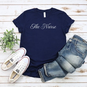 Camisa de enfermera, camiseta divertida de enfermera, regalo para RN, camiseta de estudiante de enfermería, la camisa de enfermera