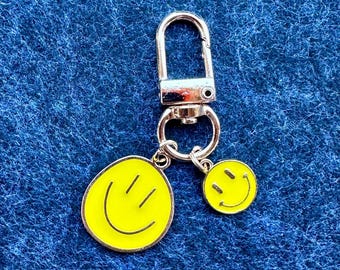 Smiley Face Keychain Bag charm- Six Colors Available, Happy Face
