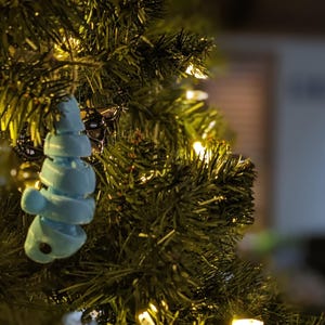 Manatee Flexi Fidget Ornament, Manatee Ornament, Sensory Toy, 3D Printed Ornament, Manatee Gift, Manatee Decor, Gift for Manatee Lover
