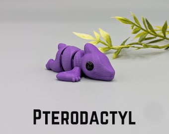 Pterodactyl Flexi Fidget Key Chain, Sensory Toy, 3D Printed Gift, Keychain Accessory, Gift for Dinosaur Lovers, Dinosaur Keychain, Dino Gift