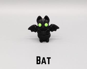 Bat Flexi Fidget Key Chain, Sensory Toy, 3D Printed Gift, Keychain Accessory, Bat Decor, Spooky Bat Decor, Halloween Gift, Halloween Bat