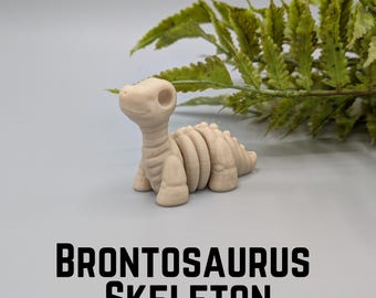 Brontosaurus Skeleton Flexi Fidget Key Chain, Sensory Toy, 3D Printed Gift, Dino Keychain Accessory, Bag Charm, Bronto Figurine