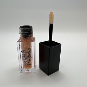 Shimmering Sands - Fruity flavors with a blend of colorful shimmer