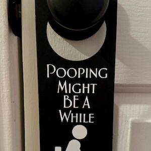 Pooping Door Hanger