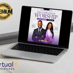 Op de afbeelding: Een laptopscherm dat een paarse en witte flyer toont voor een zondagse kerkdienst in de New Light Community Church. De flyer toont een foto van twee mensen, een man en een vrouw, en de tekst "Join us for Sunday Worship" en "Every Sunday 10:30 AM".