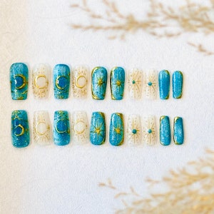 Reusable Press On Nail , Ocean Blue Celestial Helios Dreamscapes Glitter Cateye Luxury Press on Nail , Medium Coffin , 20 Pieces Set 082203