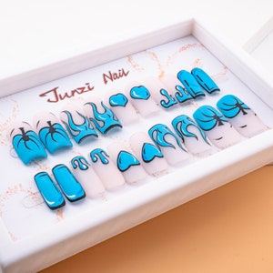 Handgefertigte Nägel, Blue Blaze Elegance Press on Nail, Long Coffin, mattierte Oberfläche, 20-teiliges Nagelset 073103