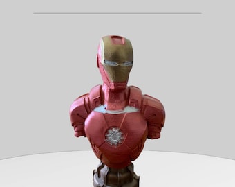 Hand-Painted Iron Man Bust: Polyester Home Decor (16 cm)