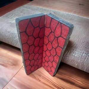 Handcrafted Micarta and Damacarta Knife Scales: Unique Materials for Knife Makers