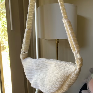 Crochet Uniqlo Inspired Crossbody Bag with Lining and Zipper PDF Pattern zdjęcie 3