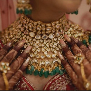 Gold Plated Emerald Green Bridal Kundan set with Mathapatti/Sabyasachi Inspired Heavy Jadau Kundan Bridal set/Pakistani Bridal Kundan set