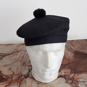 Black Tam O&#39; Shanter, Scottish Tam Bonnet, Highlander Tam, Traditional Headrests, Winter Hat, Men&#39;s Tam, Gift