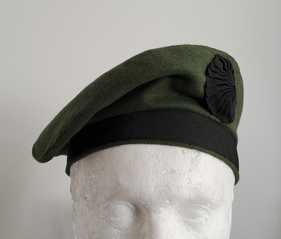 Olive Green Irish Caubeen Hat: Traditional Beret Bonnet - Etsy display picture 1