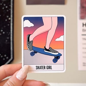 Sticker tarotkaart meisje schaatser |  Matte sticker in tarotstijl |  Cadeaus voor skateboarders