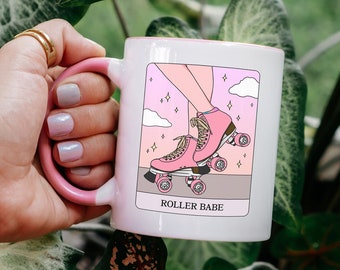 Taza de Tarot con Patines Rosas: Moxi Girl Roller Babe Coffee Cup