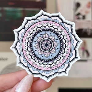 Rosa Mandala Aufkleber Achtsamkeit Ästhetischer spiritueller Aufkleber Positive Energie Kunst Hohes Vibe Herz Chakra Ausgleichendes Zen Kunstwerk