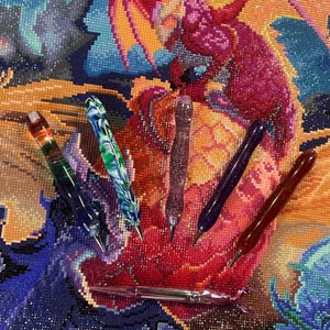 Bolígrafos de arte de diamantes Sparkills Sorcery con accesorios multiposicionadores y rectos en color fantasía para pintura con diamantes
