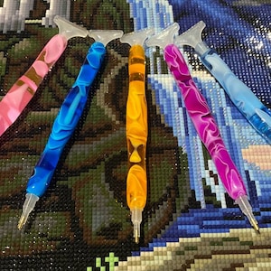 Penna artistica Sparkills Dragon Diamond con attacchi multiuso e dritti in colori fantasy per la pittura a diamante