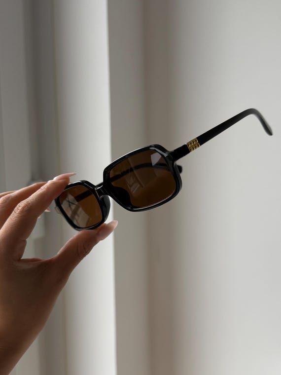Brown And Black Women\'s Retro Square Sunglasses S1141 - Women Retro Bold Square Fashion Sunglasses – Iris  main image 4