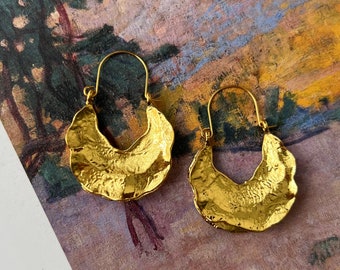 Stunning golden earrings baroque earrings