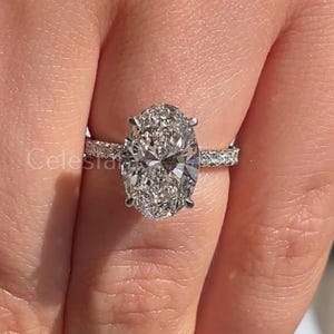 3.10 Carat E Color VVS2 Clarity IGI Certified Lab Grown Oval Cut Lab Grown Diamond Engagement Ring 14k White Gold, Side Round Pave Diamonds