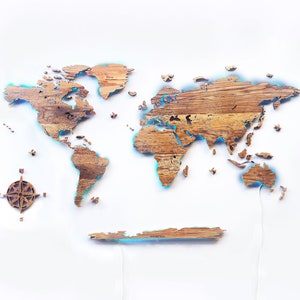Regalo detallado para pareja Mapa del mundo LED Mapa de viaje Nuevo apartamento Regalo Mapa de aventura Mapa de pared de madera Mundo moderno Pared de roble macizo Mapa de roble del mundo