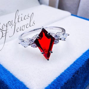 Natural Red Garnet Kite Cut Engagement Ring 7 Gemstone 14k Solid Gold Statement Ring Promise Ring For Women Anniversary Ring Christmas Gift