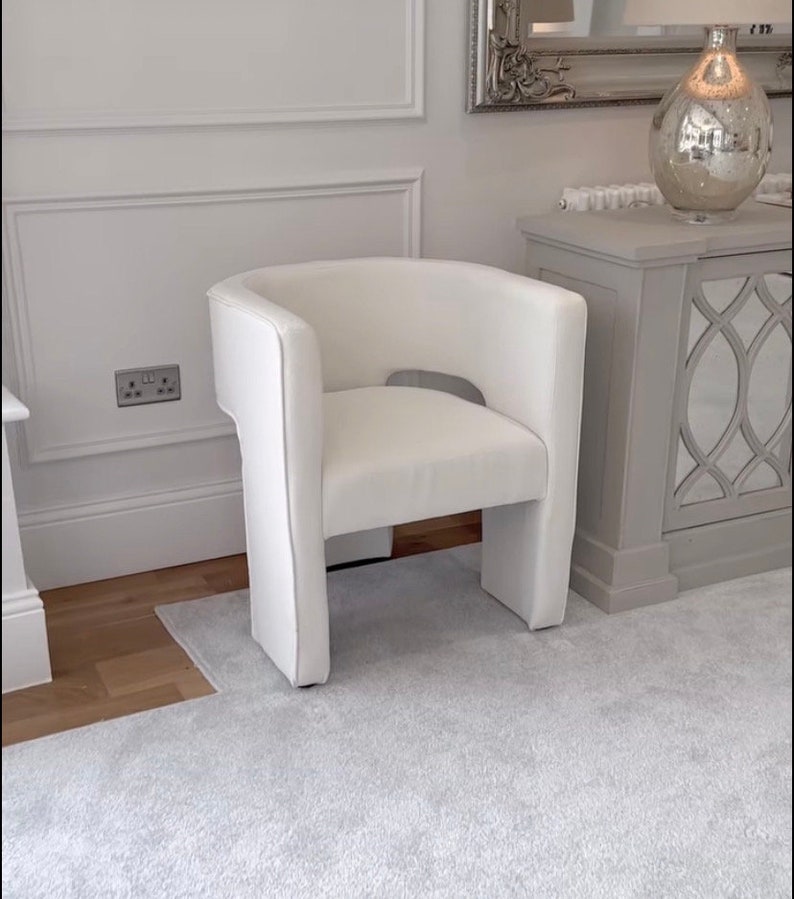 Boucle living room chair, luxury padded cushion seat, 3 beautifully crafted furniture legs, ideal for your dining and living room furniture image 9