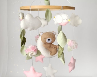 Mobile for a girl with a bear on the moon. Bear baby mobile. Woodland mobile girl. Crib mobile for girl