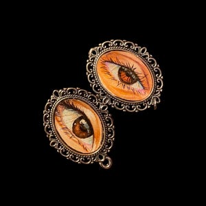 Custom Hand Painted Lover&#39;s Eye Pendant