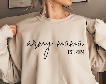 Benutzerdefinierte stolze Armee Mutter Sweatshirt, personalisierte Armee Mama Shirt, Soldaten Mutter Shirt, Armee Familientag, USA Armee Mutter Geschenk, Militär Mutter Sweatshirt,