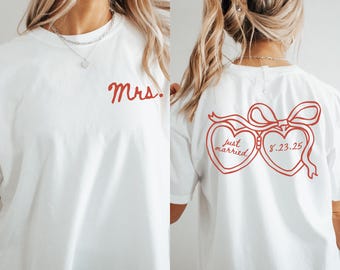 Just Married Shirt, Custom Wedding Date Shirt, Newlywed Shirt Gift for Bride, Mrs Comfort Colors® Shirt, Honeymoon Tee Shirt, Coquette Shirt