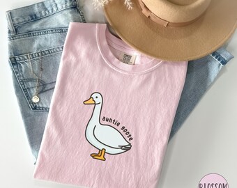 Funny Goose Shirt Auntie Shirt Gift for Auntie Tshirt Funny Aunt Shirt Auntie Christmas Gift Auntie Comfort Colors Tee Shirt for New Auntie