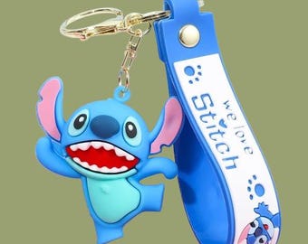 Llavero de Lilo y Stitch, llavero de juguete de dibujos animados, colgante de muñeca de anime kawaii para bolsos, mochilas, regalos, llaveros para hombres y mujeres