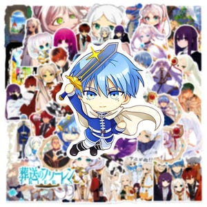 Puede incluir: Una colección de pegatinas de estilo anime con varios personajes de diversos colores de pelo y atuendos, centrada en una pegatina prominente de un personaje de pelo azul con uniforme azul que sostiene una espada con un emblema de estrella amarilla.