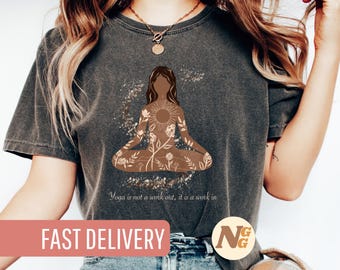 Tshirt yoga per donne, camicia boho, abbigliamento consapevole, moda meditazione, camicia spiritualità, regalo per insegnante di yoga, camicia yoga boho