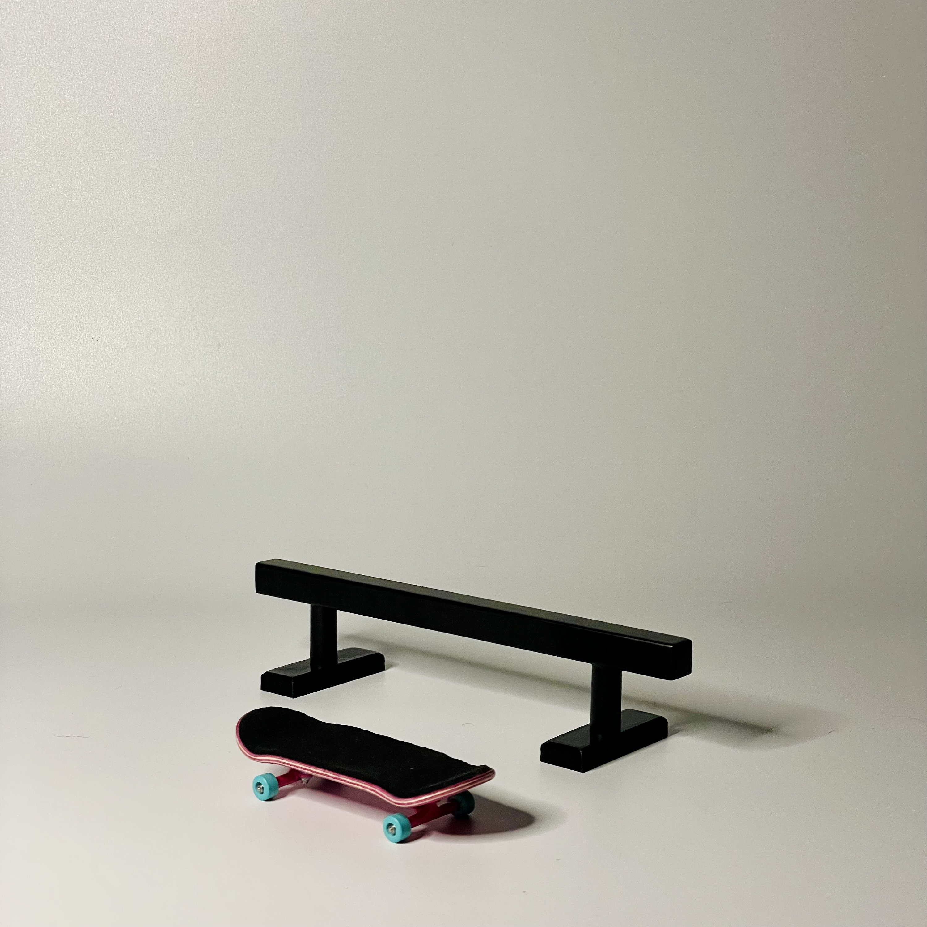 BullGod Fingerboard Rail - Round Rail – The Vault Fingerboards
