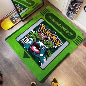 Tapis capitonné fait main personnalisé avec votre personnage d'anime préféré ou n'importe quelle image que vous aimez ! Envoyez l'image aujourd'hui et faites fabriquer le tapis MAINTENANT !