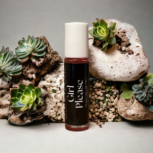 Girl Please (W) | Luxury | Perfume Oil | Roll On | Perfume Roller | Alcohol Free | Luxury Fragrance | Gift Ideas