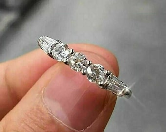 Fede nuziale Art Déco con diamanti rotondi e taglio baguette, anello di fidanzamento con cinque pietre, fascia in moissanite, vintage, gioielli raffinati fatti a mano, anello impilabile