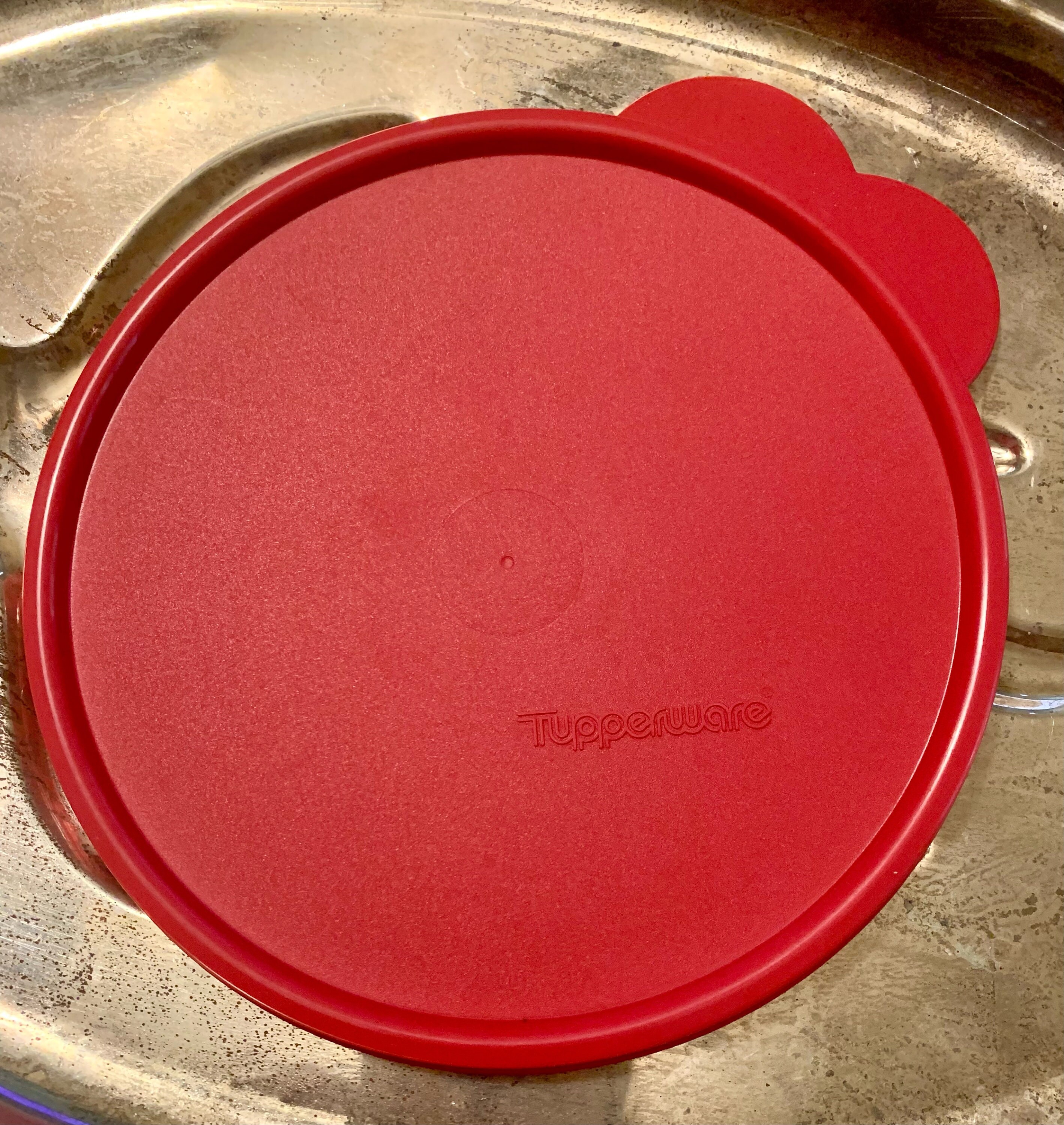 Tupperware Butterfly Tupperware Butterfly Tab Replacement Lids Seals (2541D) Red, Orang ...