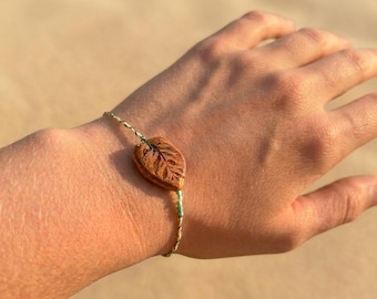 Calathea Leaf Bracelet with Natural Emerald – Hand Carved Cherry Wood Silk Cord Jewelry