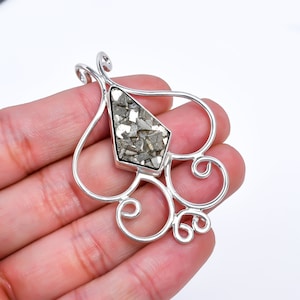 Kite Shape Natural Raw Pyrite Pendant, Dainty Pendant, Minimalist Necklace, 925 Sterling Silver Jewelry, Healing Crystal, Pyrite Jewelry.