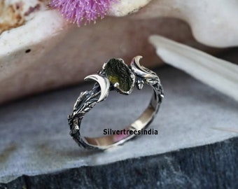 Raw Natural Moldavite Ring, Unique Moldavite Ring, Meteorite Ring, 925 Sterling Silver Ring, Authentic Rough Moldavite Ring, Moldavite Rings