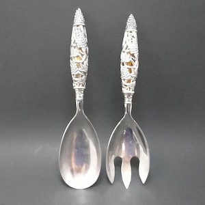 Vintage Silver-Plated Grapevine Serving Salad Spoon And Fork Ornate design