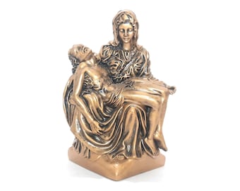 Figura de la Piedad de María y Jesús, símbolo de la vida, pintada a mano